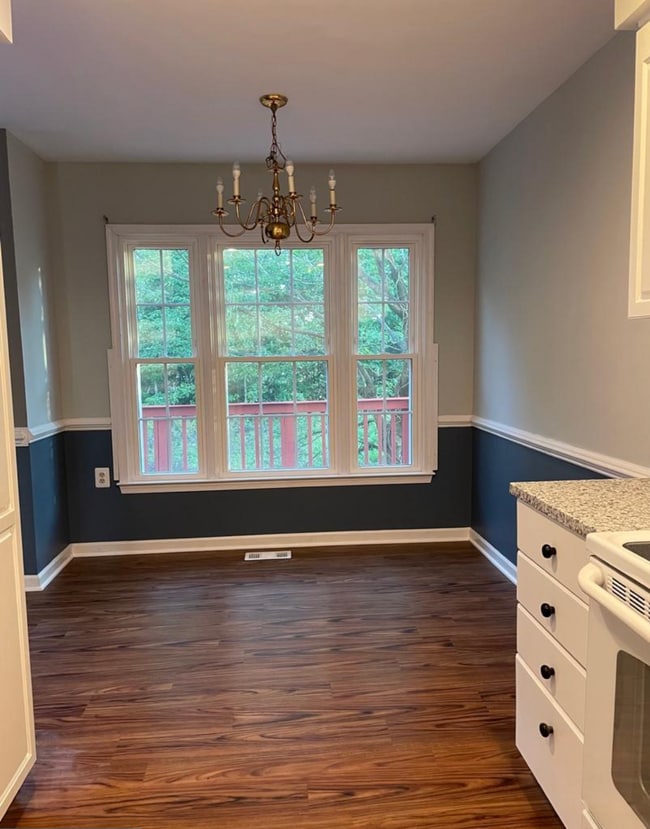 Photo - 8048 Hilliard Dr