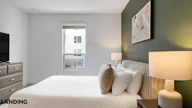 9301 Summit Centre Way Unit 2324