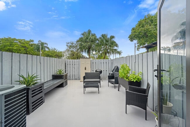 Photo - 8010 SW 152nd Ave