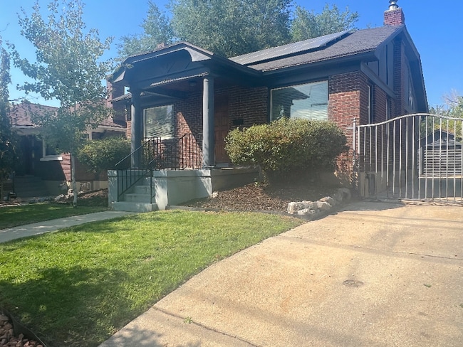 Building Photo - 1035 E 800 S Rental