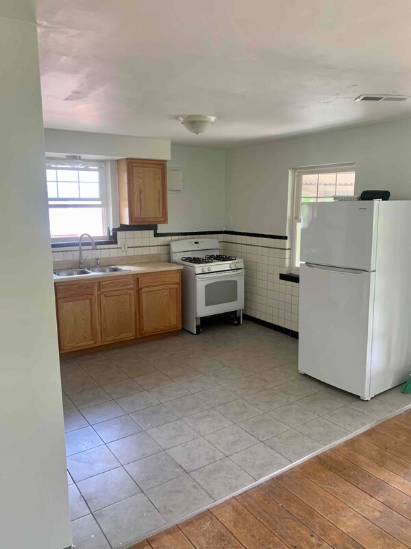 Photo - 5404 Reading Rd