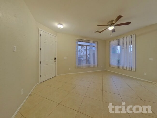 Photo - 735 S Bedford Dr