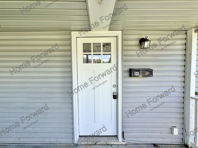 Photo - 90 E Walnut St