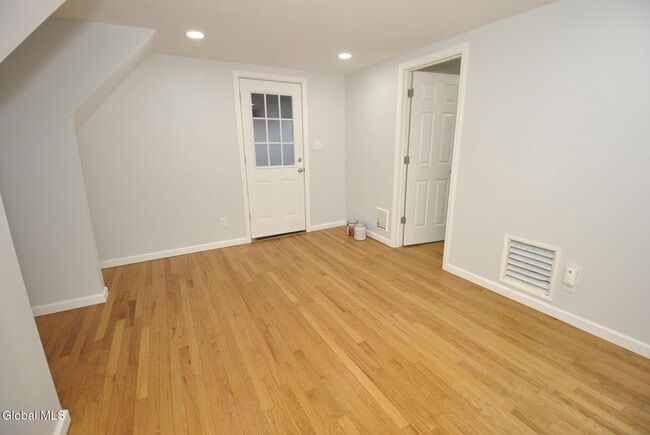 83 Osborne Rd