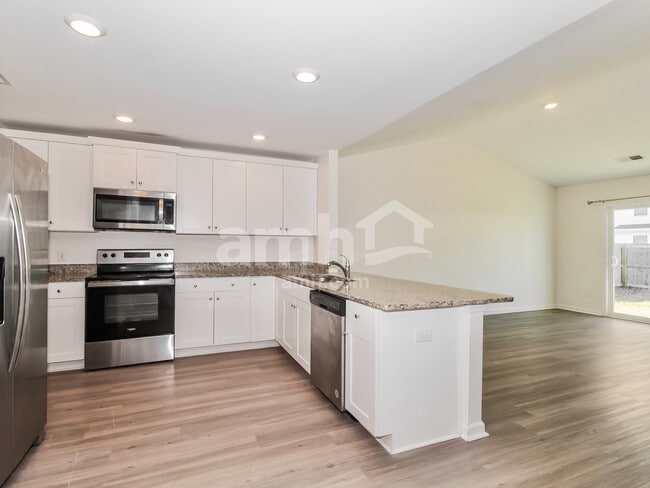 Photo - 1341 John Swann St