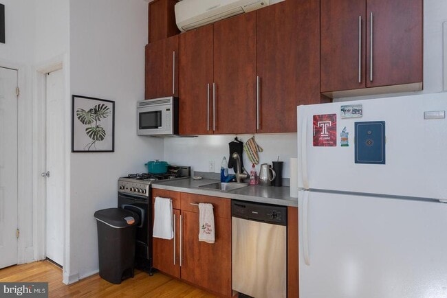Photo - 711 Walnut St