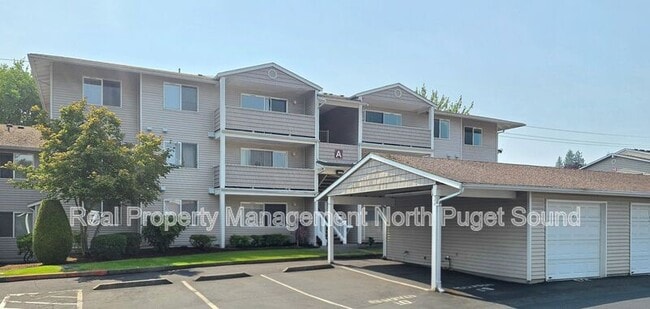 Building Photo - 1001 W Casino Rd