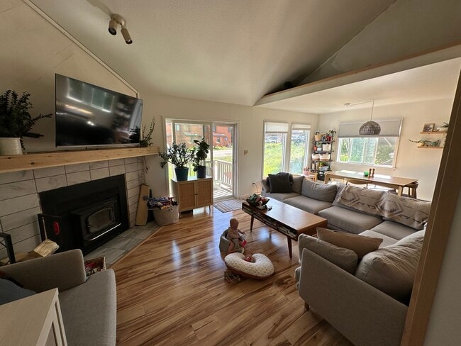 Photo - 335 N Chipmunk Cir Townhome