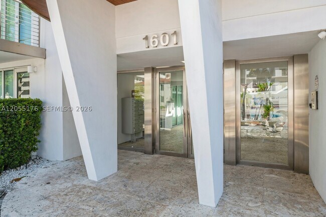 Photo - 1601 West Dr Unit 208