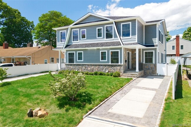 37 Corchaug Ave