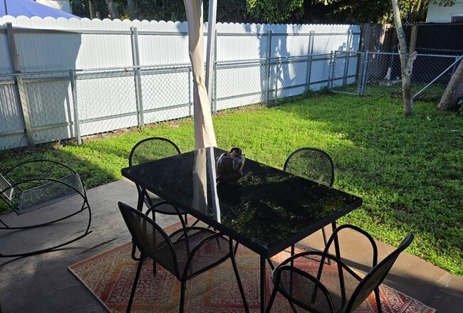 Photo - 2252 SW 10th St