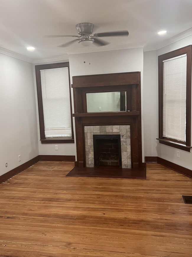 Photo - 499 N Highland Ave NE