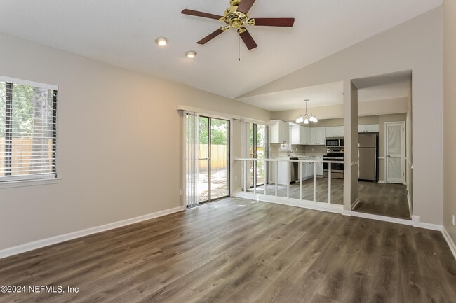 Photo - 4506 Whispering Inlet Dr