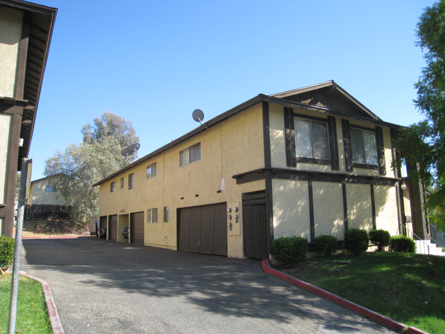 Photo - 2420 S Nancy St Townhome