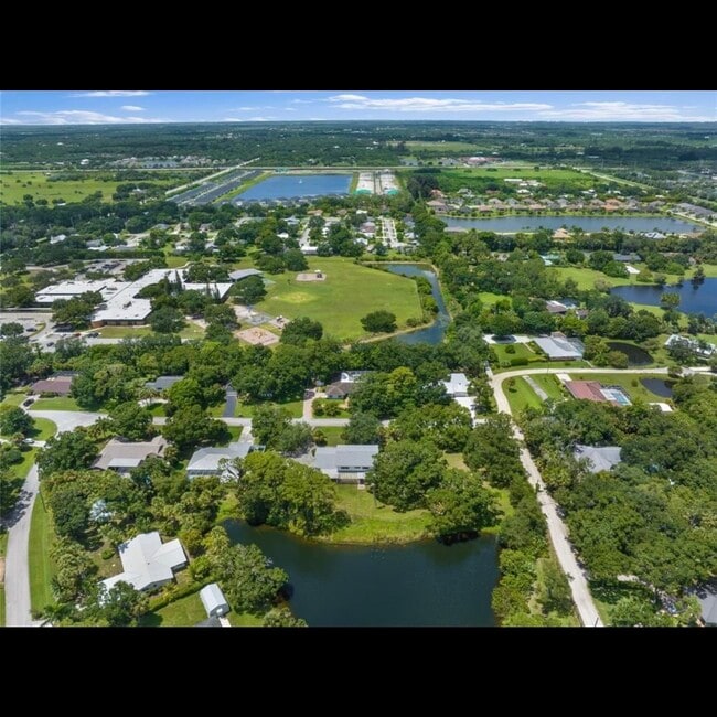 Photo - 960 48th Ave