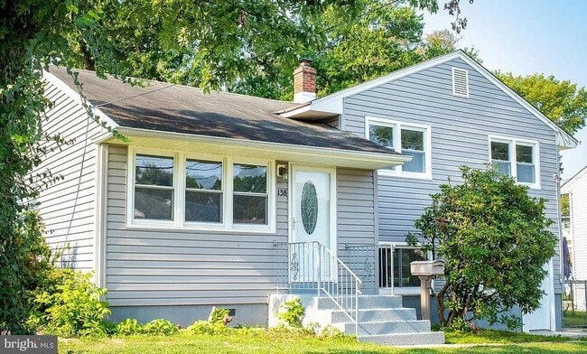 Building Photo - 138 Edwards Dr