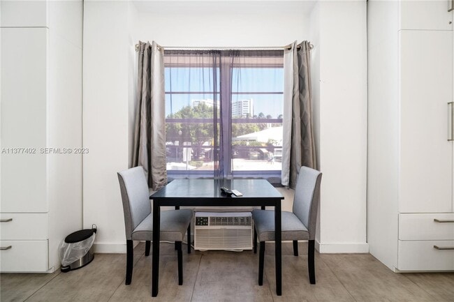 Building Photo - 7300 Ocean Terrace Unit 110