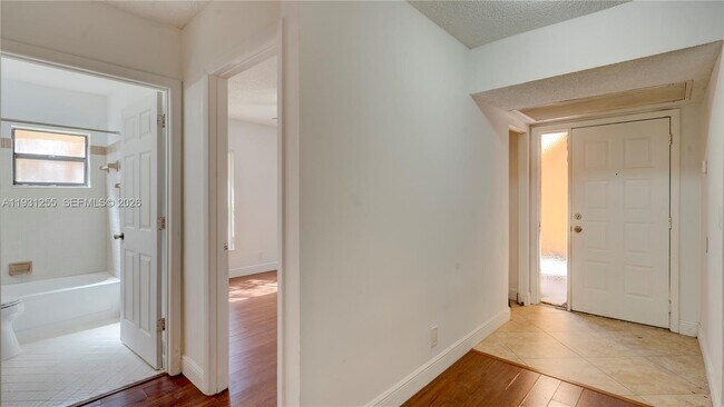 Photo - 3846 Coral Tree Cir Unit 3846