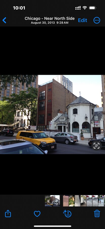 Photo - 1154 N Dearborn St Apartments