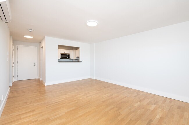 Photo - 1410 Columbia Rd Unit 15J