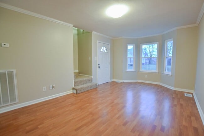 Photo - Pet Friendly Four Bedroom!