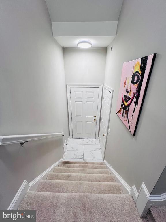 Photo - 46375 Pryor Square