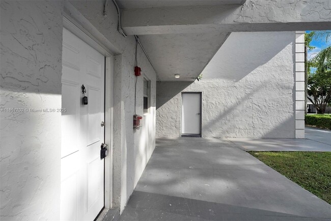 Photo - 17255 SW 95th Ave Unit 128