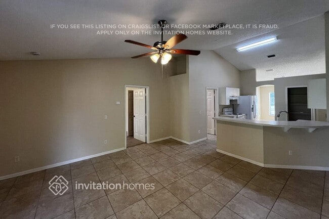 Photo - 2561 SW Calender St