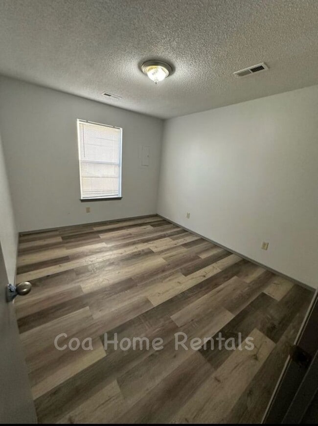 Photo - North East Side Duplex