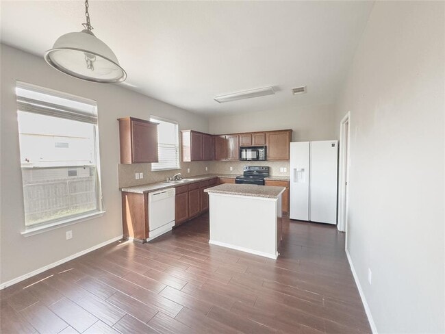 Photo - 9909 Fantail Ln