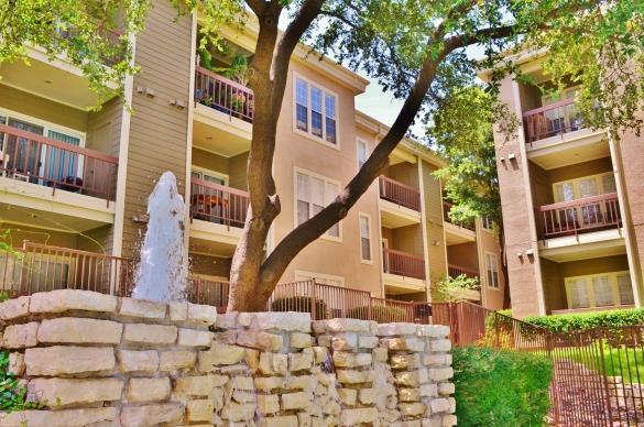 Photo - 5330 Bent Tree Forest Dr Unidad b1