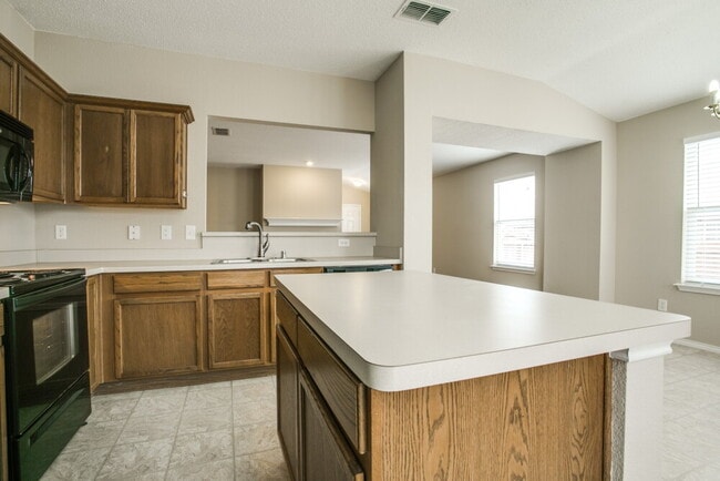 Photo - 2536 Buffalo Run