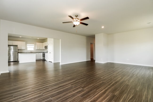 126 Shire Dr