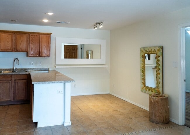 Photo - Tierra de Zia 3 bedroom, 2 bath Condo in newer section