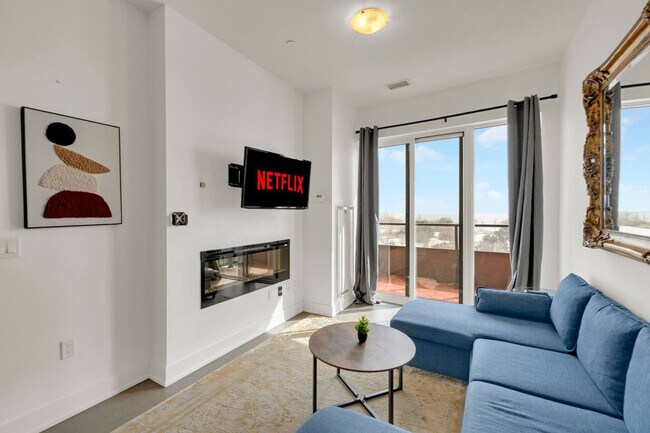 Photo - 20 Shore Breeze Dr Unit SI ID1491178P