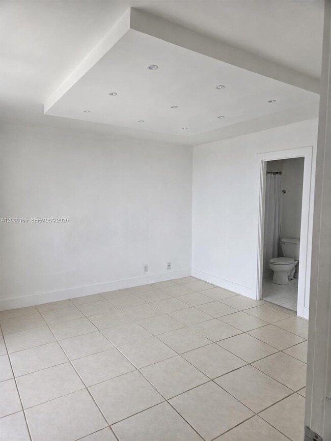 Photo - 2903 N Miami Beach Blvd Unit 804