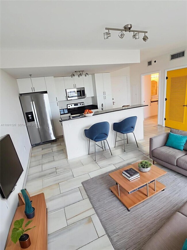 Photo - 1401 SW 22nd St Unit 1203