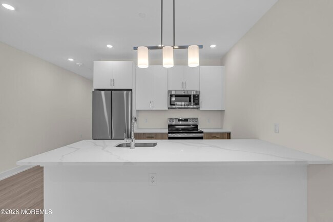 Photo - 19 Carr Ave Unidad 311