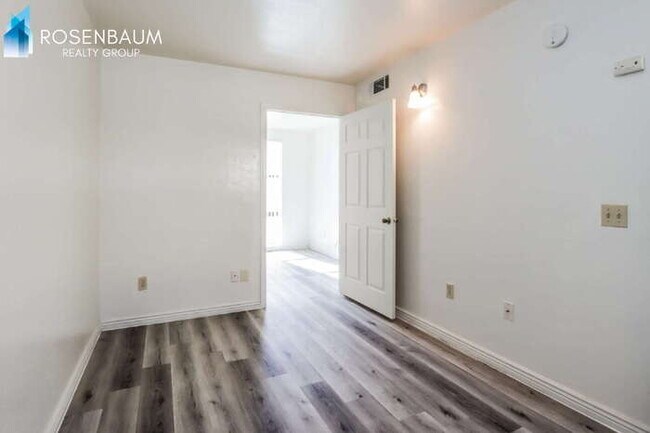 Photo - 770 N Dodge Blvd Unit 2