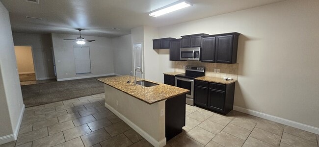 Photo - 9500 Sagebrush Ave