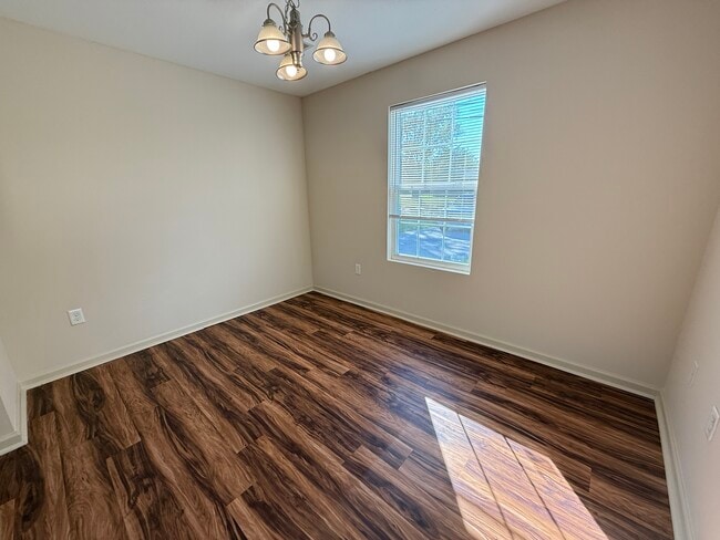 Dining Room - 640 Whitson Chapel Rd