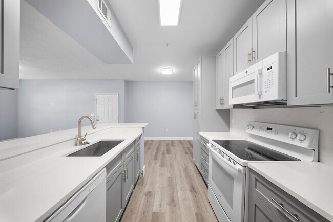 11511 Villa Grand