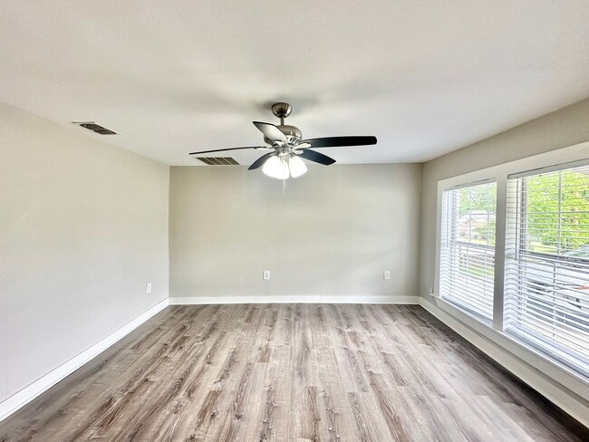 Photo - Coming Soon! Charming & Updated 3-Bedroom Home in the Heart of Lindale!