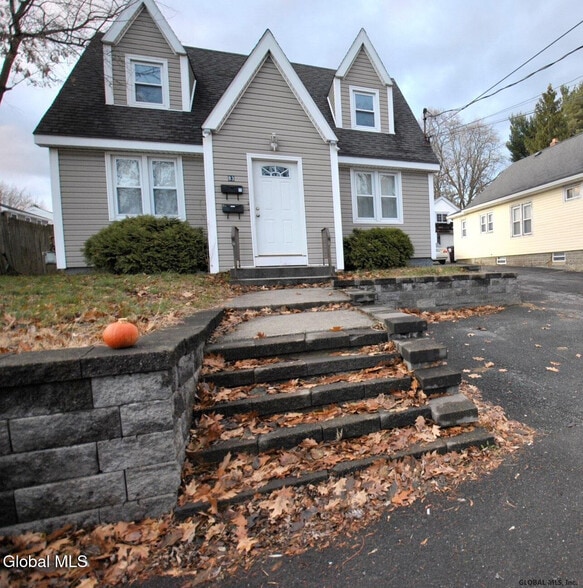 83 Osborne Rd
