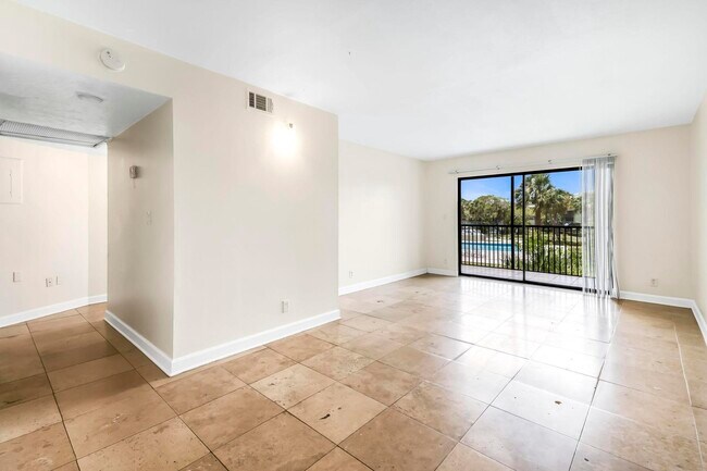 Photo - 9000 NW 28th Dr Unit 1-204