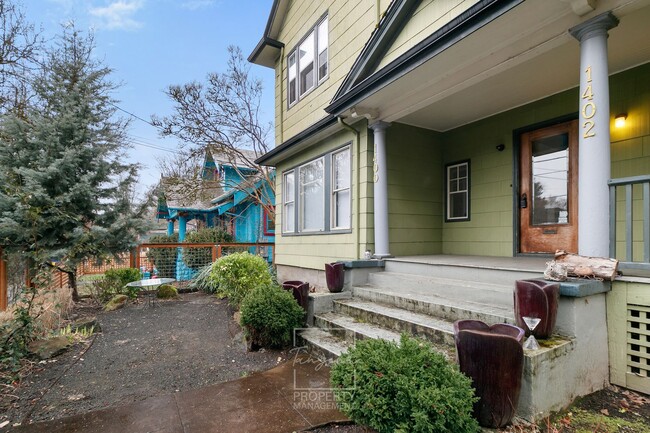 Photo - THE BETTY (NR-BETTY) Unit 1400