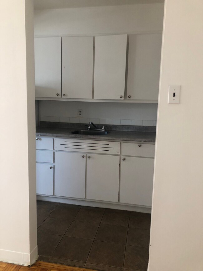 Photo - 2448 Carling Ave Unit 201