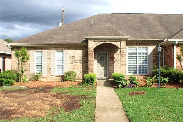 Building Photo - 7745 Pecan Dr