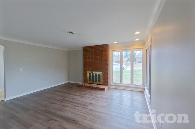 Photo - 9235 Laurel Hill Dr