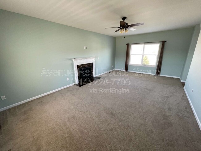 Photo - 5533 Emerald Pl Dr